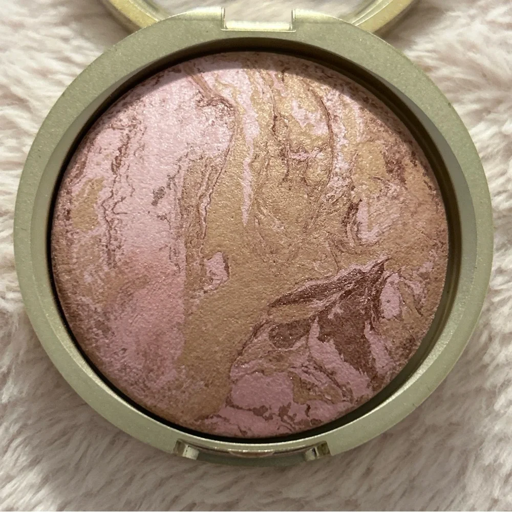 LAURA GELLER Blush -N- Brighten COMO baked powder 0.32 oz 9 g NEW gold case Rare
